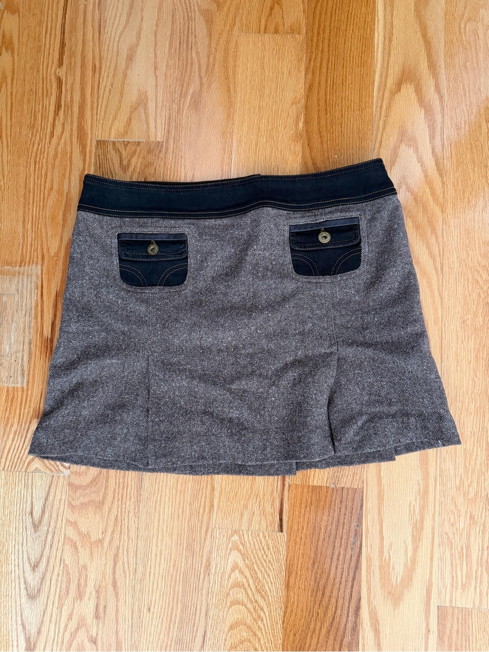 Dolce & Gabbana Gray Mini Skirt with Black Trim